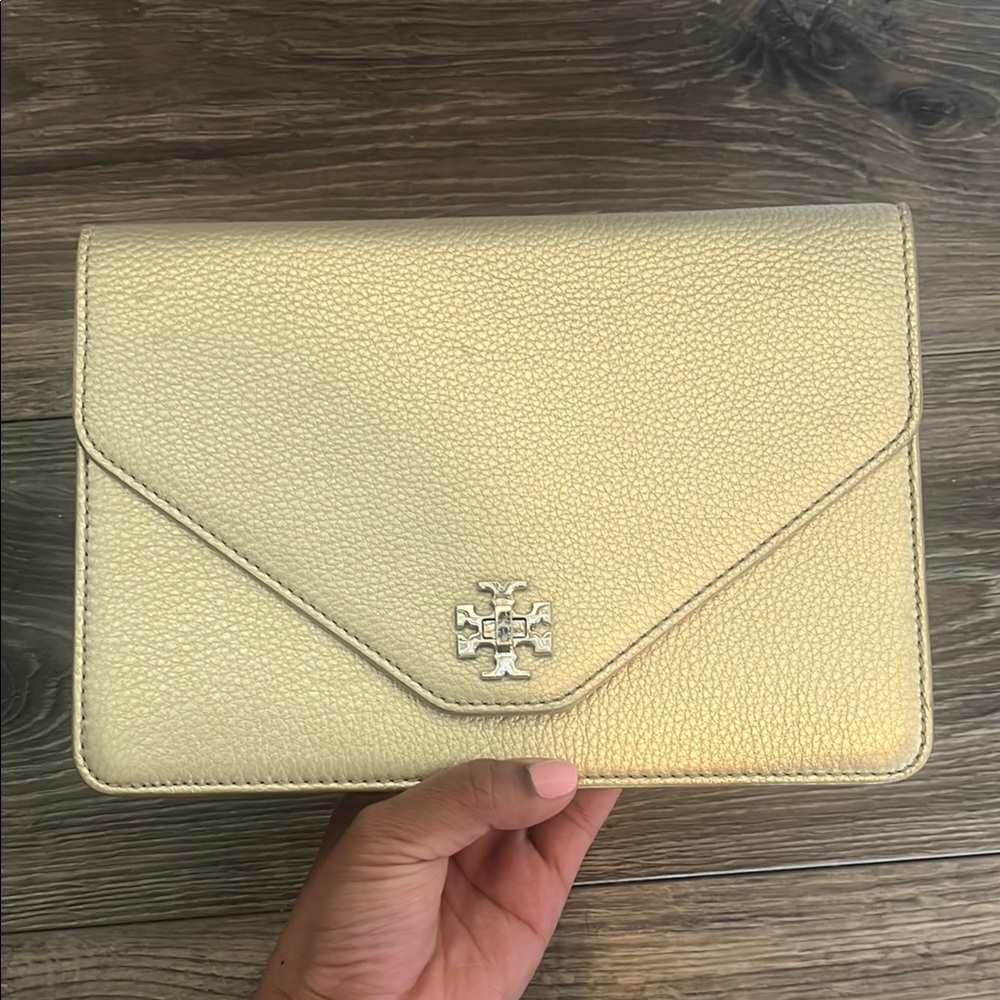Tory Burch Kira Chain Wallet